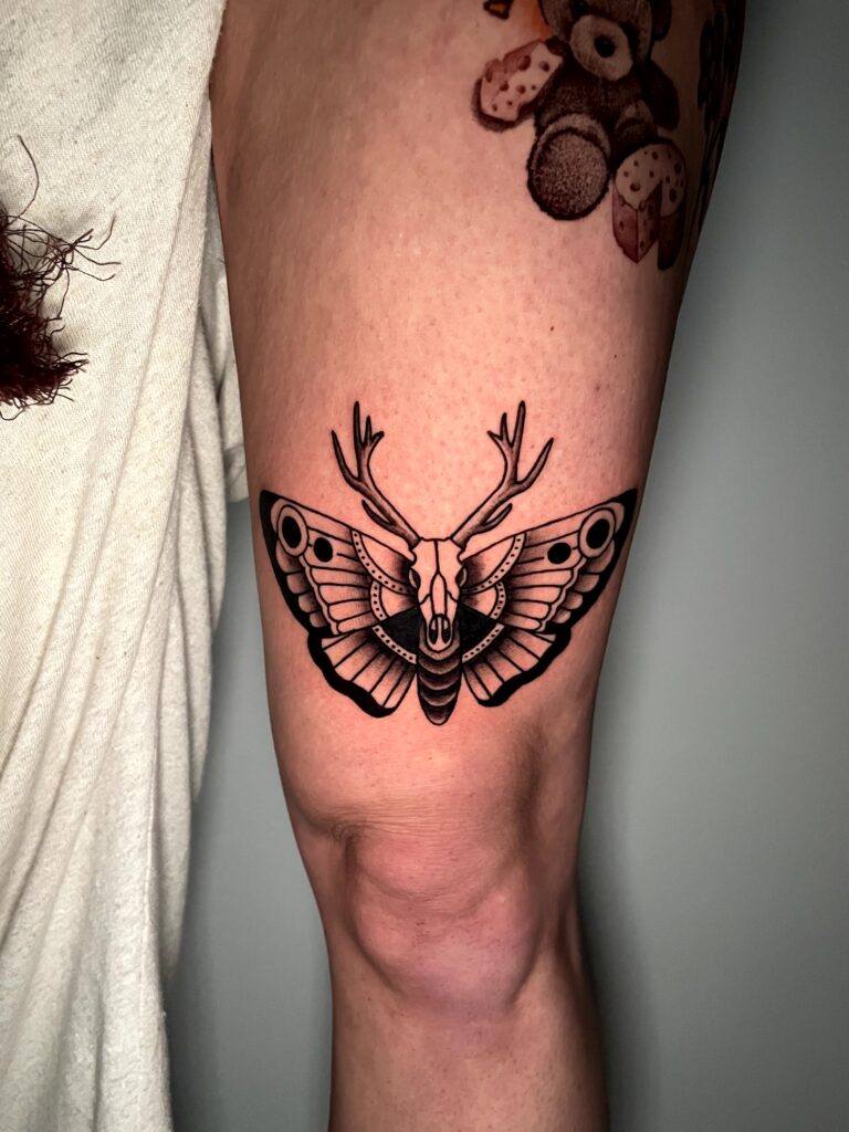 Allyssa-Bollmann- Moth -Tattoos Allyssa-Bollmann- Moth -Tattoos